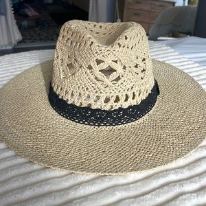 Vici Bondi Lace Straw Hat - Natural